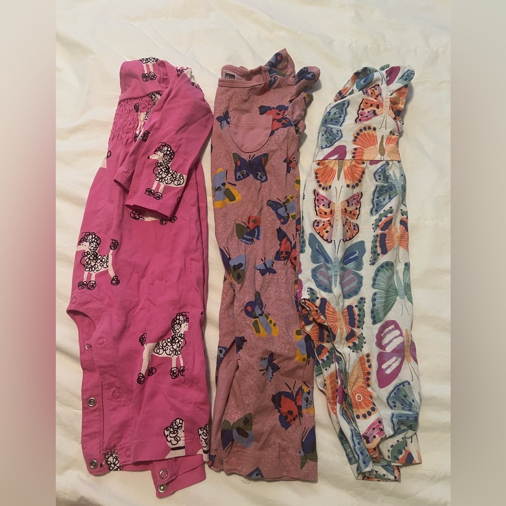 Tea Collection 3 piece onesies size 3-6 month